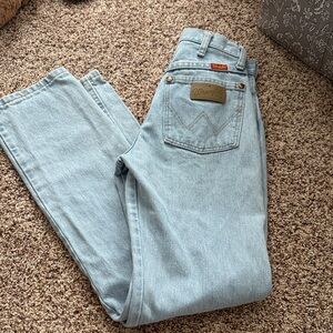 Wrangler Classic Light Blue Denim Jeans